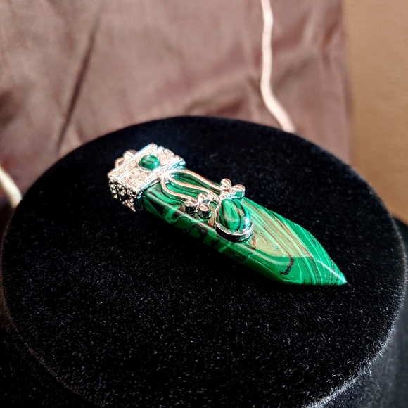 Malachite and Silver Pendant - Picture 4 of 5